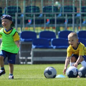 PIŁKA PIANKOWA DLA DZIECI YAKIMASPORT - obrazek 4